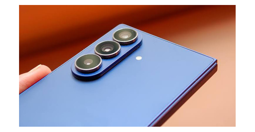 دوربین فوق عریض زد فولد8